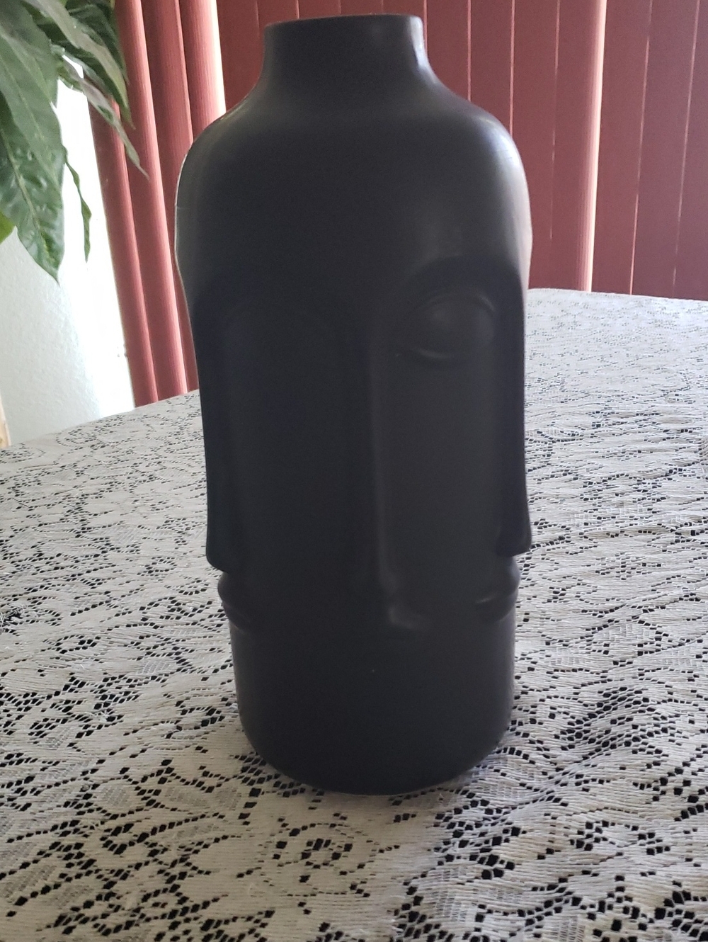 Matte Black Sculptural Face Vase - Modern Home Art